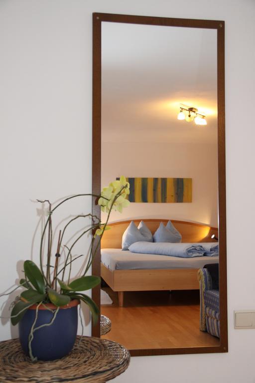 Neu-Schoetzerhof Meltina Kamer foto