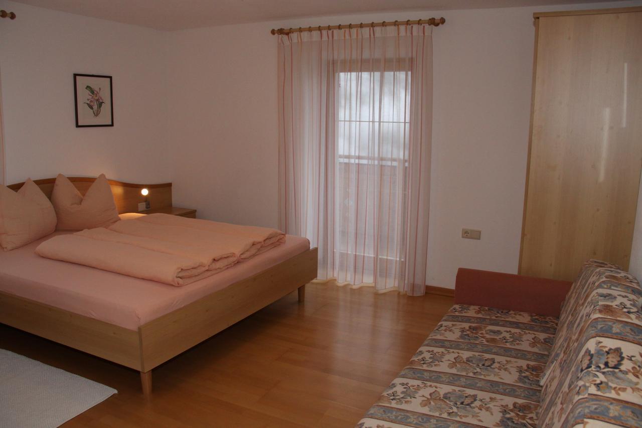 Neu-Schoetzerhof Meltina Buitenkant foto